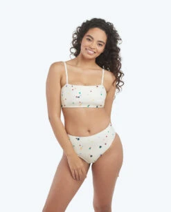 The Oasis Bikini Top - Small Scatter Stars In White Sand -Classic Lady Wear Store 1 ModelFront 6b9f5f5f 083f 4e2a 9e07 96eca541f780