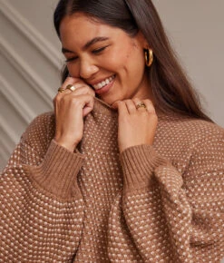 The Luxe Cashmere Blend Mix Stitch Sweater - Fawn & Dune 9 The Luxe Cashmere Blend Mix Stitch Sweater - Fawn & Dune -Classic Lady Wear Store 1 ModelFront d662631e dd7d 440a a649 0b78327db3b3