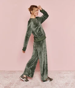 The Plush Velour Lounge Pant - Olive -Classic Lady Wear Store 1 ModelFront d7674d72 005b 4bc5 be5a 116279eae309