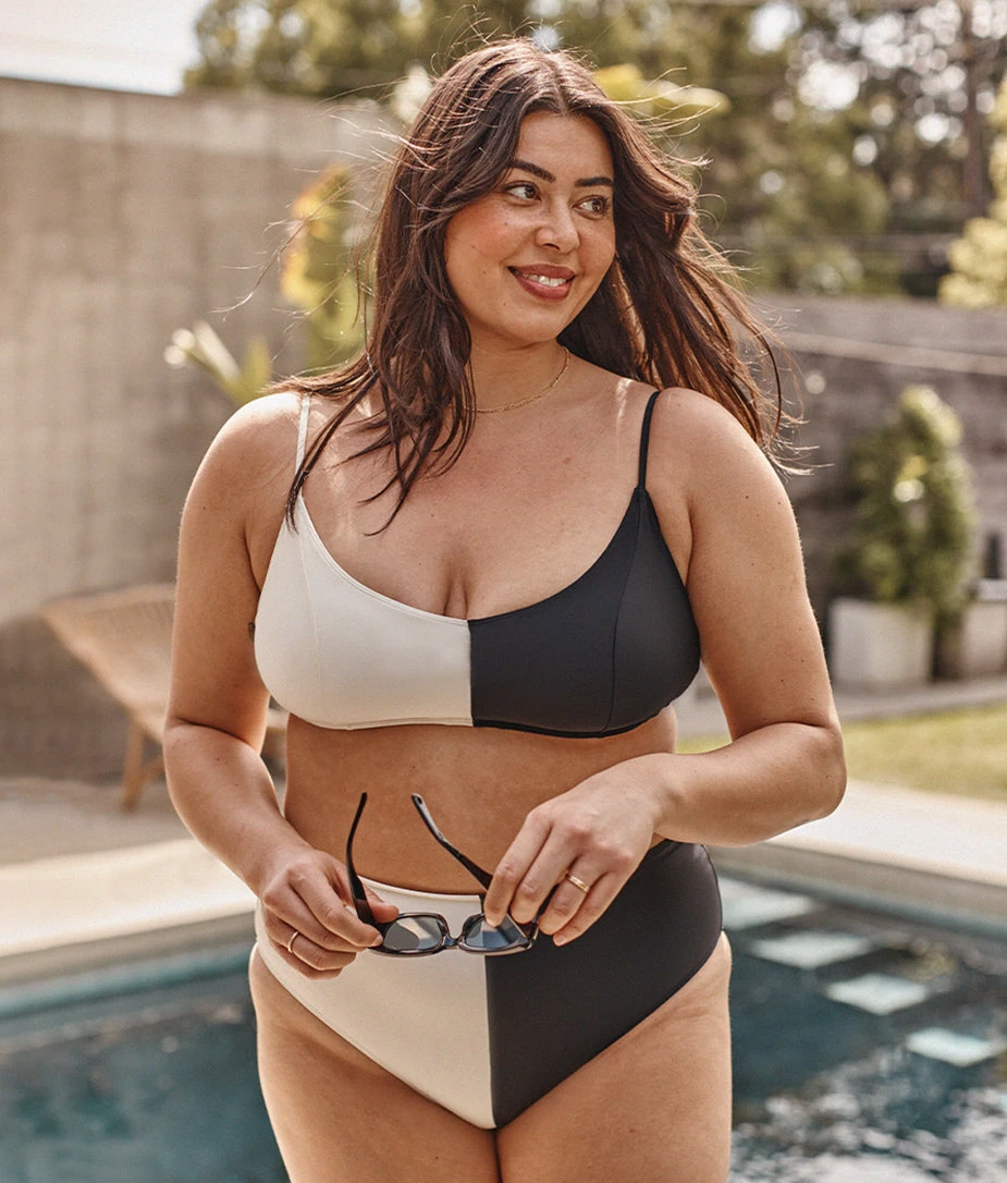 The Split Wanderlust Bikini Top - Sea Urchin & White Sand 2 The Split Wanderlust Bikini Top - Sea Urchin & White Sand - Image 2