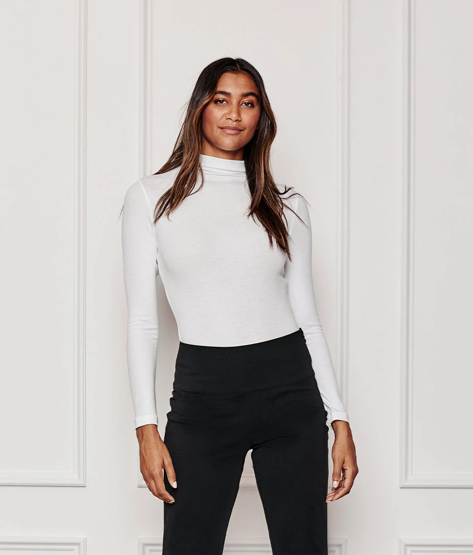 The Extra Soft Long Sleeve Day To Night Bodysuit - White Sand 2 The Extra Soft Long Sleeve Day To Night Bodysuit - White Sand - Image 2