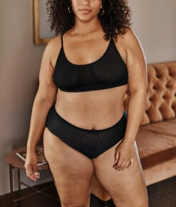 The Feel Free Adjustable Bralette - Sea Urchin 7 The Feel Free Adjustable Bralette - Sea Urchin -Classic Lady Wear Store 1 ModelFront fa8096bf f382 46b8 a893 3d37c40eee8a