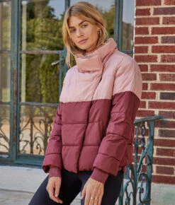 The Colorblock Eco Puffer Jacket - Rosewood & Shell