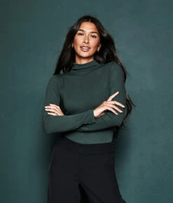 The Extra Soft Long Sleeve Day To Night Bodysuit - Eden -Classic Lady Wear Store 2 ModelBack 60a517de 7d32 4fe3 9e30 8f82a67cf7cc