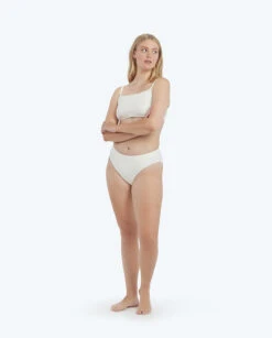 The Wide Strap Oasis Bikini Top - White Sand -Classic Lady Wear Store 2 ModelBack 9d0ed6ca 13e6 4201 96fc b83fbd3f0d87