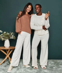 The Luxe Cashmere Blend Sweater Pant - White Sand -Classic Lady Wear Store 3 ModelFullBody 026d4036 c220 4f37 a6f6 8d38aefa1176