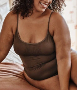 The Feel Free Adjustable Camisole - Clay -Classic Lady Wear Store 3 ModelFullBody 87823a20 5a4f 4926 b78c d132015e482e