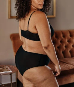 The Feel Free Brief Underwear - Sea Urchin -Classic Lady Wear Store 3 ModelFullBody dcb5a865 2776 481e 9b98 3461a66c58bb