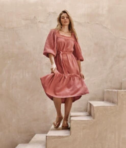 The Going Places Gauze Midi Dress - Faded Rose -Classic Lady Wear Store 4 ModelDetail 5dec6256 ff1d 4265 92dc c1e603f1bdfa