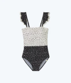 The Ruffle Oasis - On The Dot -Classic Lady Wear Store FlatLay 5297e102 819c 4e3c b209 2d0f6f95e34f