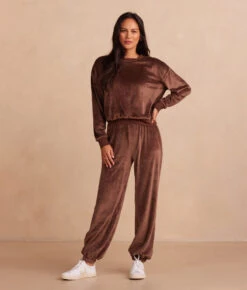 The Plush Velour Jogger - Chocolate