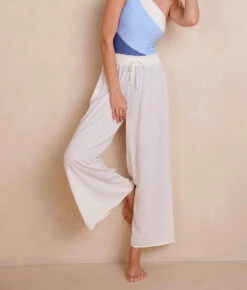 The Palazzo Pant With Ties - White Sand 13 The Palazzo Pant With Ties - White Sand -Classic Lady Wear Store PalazzoPantwithTies WhiteSand Front Crop