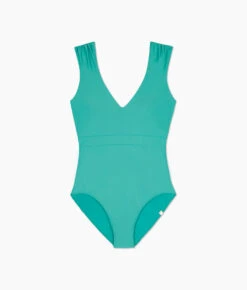 The Long Torso Ruched Backflip - Ocean Jade 7 The Long Torso Ruched Backflip - Ocean Jade -Classic Lady Wear Store Ruched Backflip Spring Green FLAT 6dcf780f bb19 4280 81eb 61a61495ace9