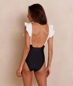 The Ruffle Backflip - Sea Urchin & White Sand -Classic Lady Wear Store RuffleBackflip SeaUrchinWhiteSand Studio 4