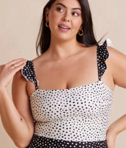 The Ruffle Oasis - On The Dot -Classic Lady Wear Store RuffleOasisBikiniOntheDotDetail1