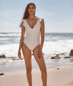 The Ruffle Backflip - White Sand -Classic Lady Wear Store Ruffle Backflip White Sand 3