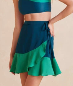 The Short Beach To Brunch Wrap Skirt - Seaglass & Seaweed -Classic Lady Wear Store ShortBeachtoBrunchWrapSkirt Seaweed Seaglass Detail