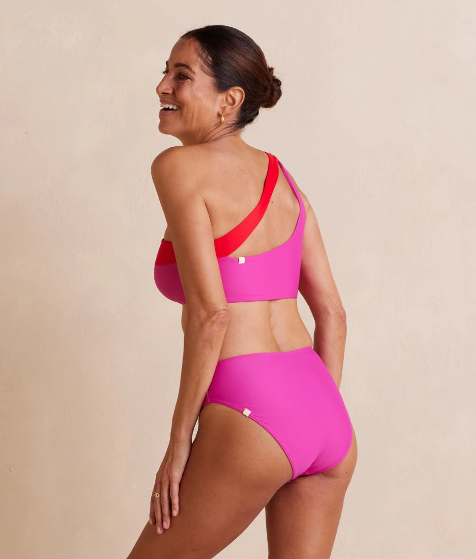 The Sidestroke Bikini Top - Hibiscus & Lava 2 The Sidestroke Bikini Top - Hibiscus & Lava - Image 2