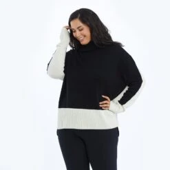 The Coziest Cashmere Blend Turtleneck - Sea Urchin & White Sand -Classic Lady Wear Store Turtleneck Black Front
