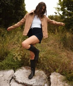 The Warmest Wool Short Coat - Fawn 8 The Warmest Wool Short Coat - Fawn -Classic Lady Wear Store Warmest Wool Short Coat Fawn 4