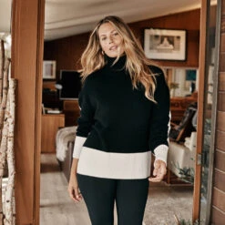 The Coziest Cashmere Blend Turtleneck - Sea Urchin & White Sand -Classic Lady Wear Store turtleneck1